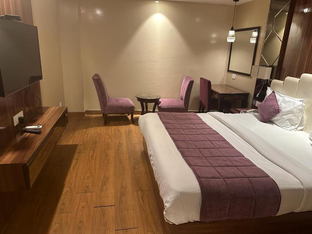 Airport Hotel Ramhan Palace Mahipalpur New Delhi Luaran gambar